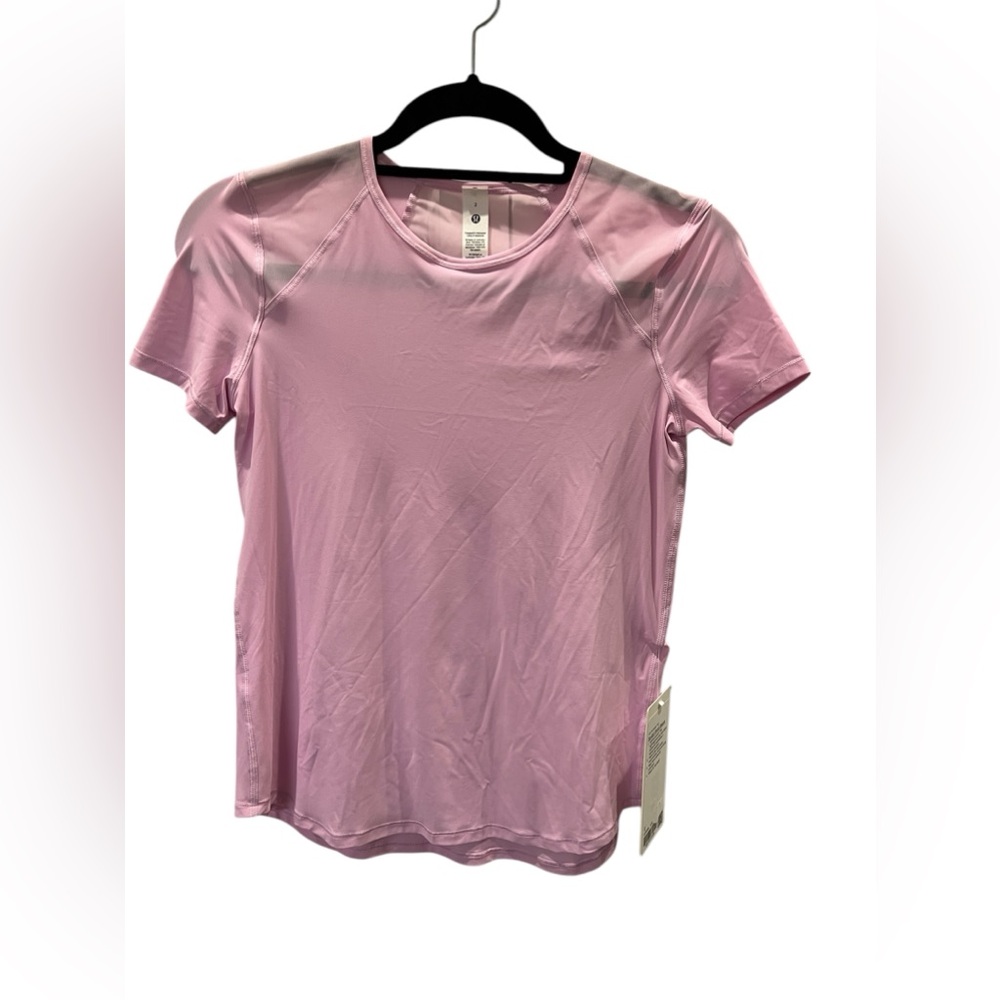 Sculpt Short sleeve Size 2 in light pink NWT